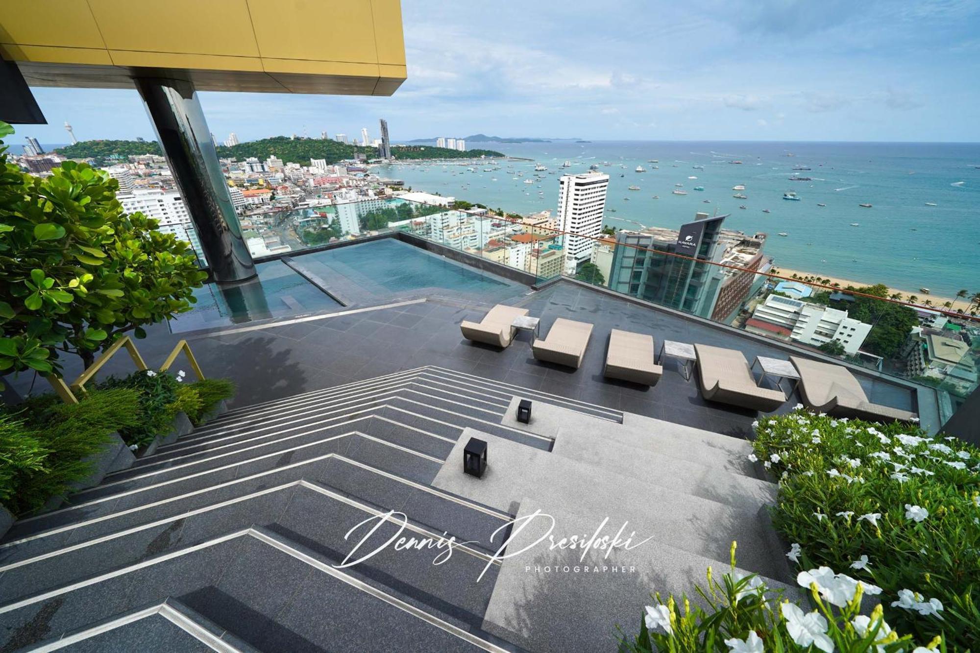 Appartement Luxury Edge Seaview Pattaya